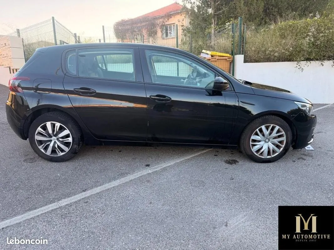 Peugeot 308 2019 photo 4