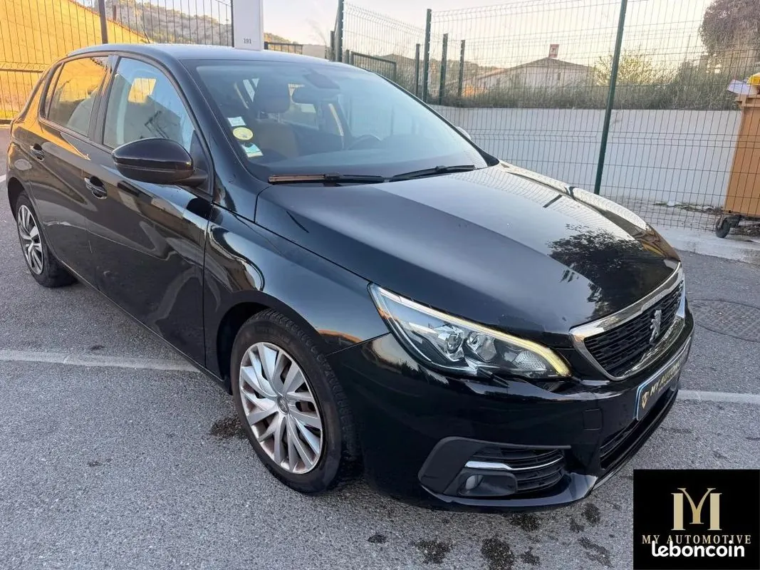 Peugeot 308 2019 photo 3