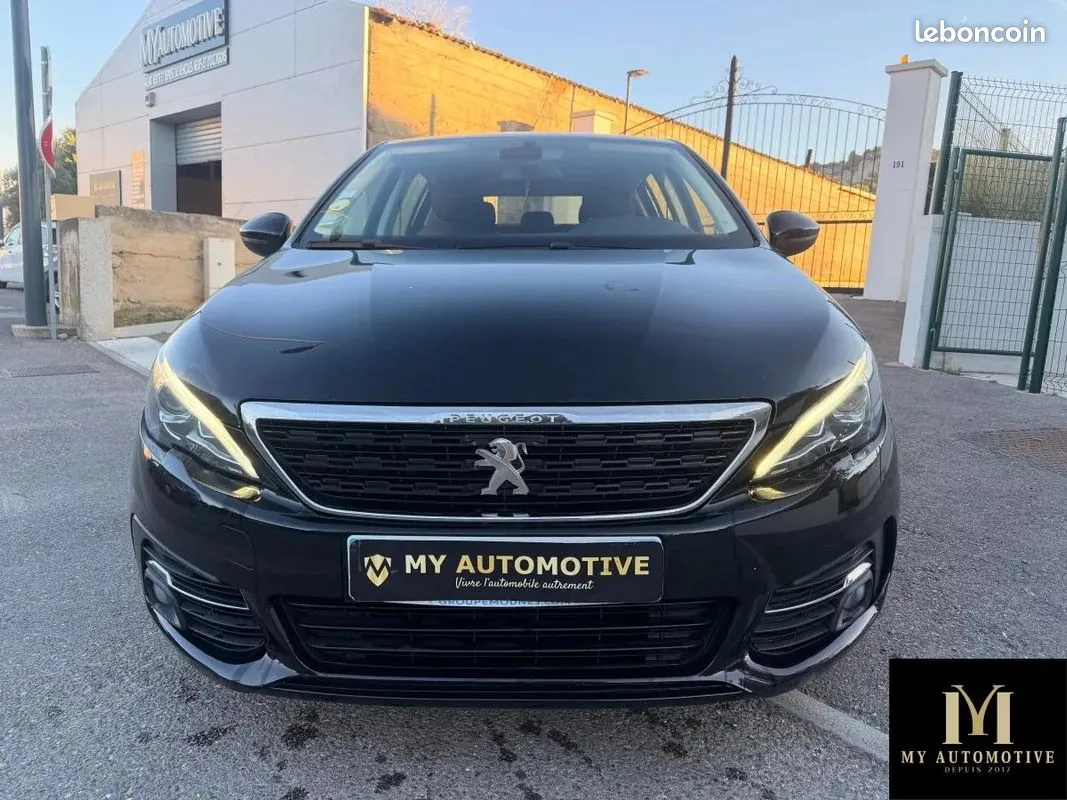 Peugeot 308 2019 photo 2