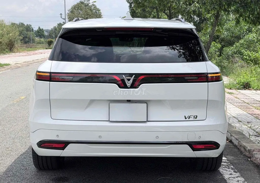 Vinfast Vf9 Plus 2025 photo 4