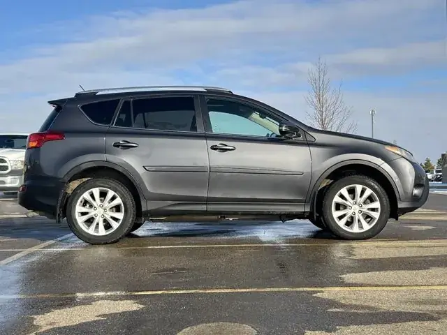 Toyota Rav4 2015 photo 4