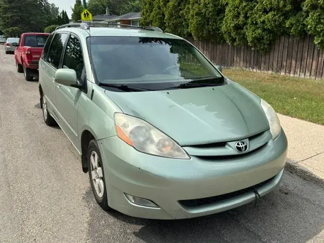 Toyota Sienna 2007 photo 4