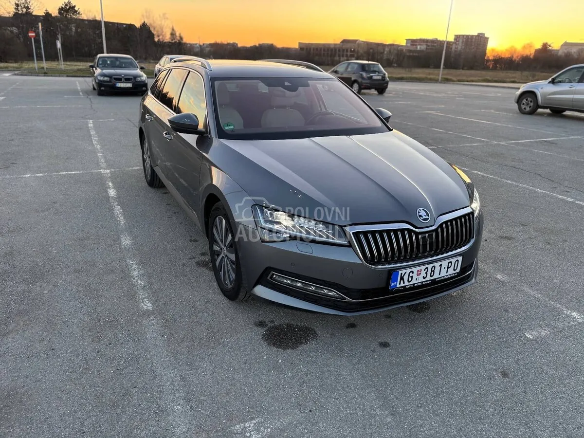 Skoda Superb 2022 photo 3