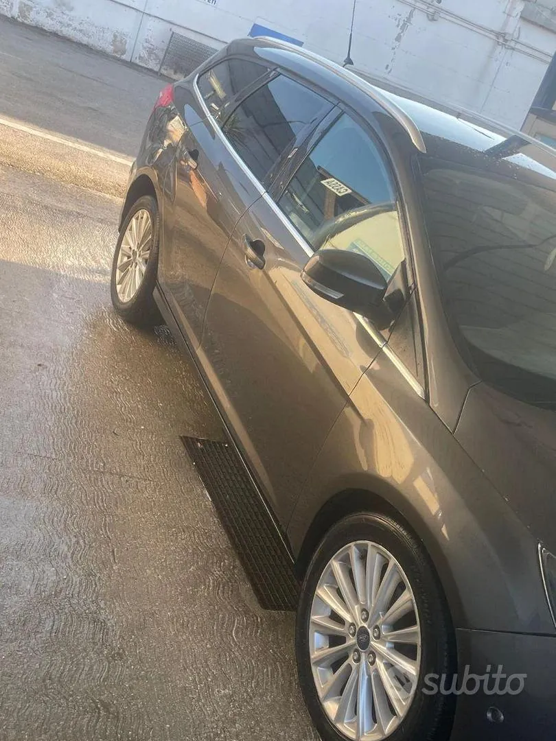 Ford Focus 2015 photo 3
