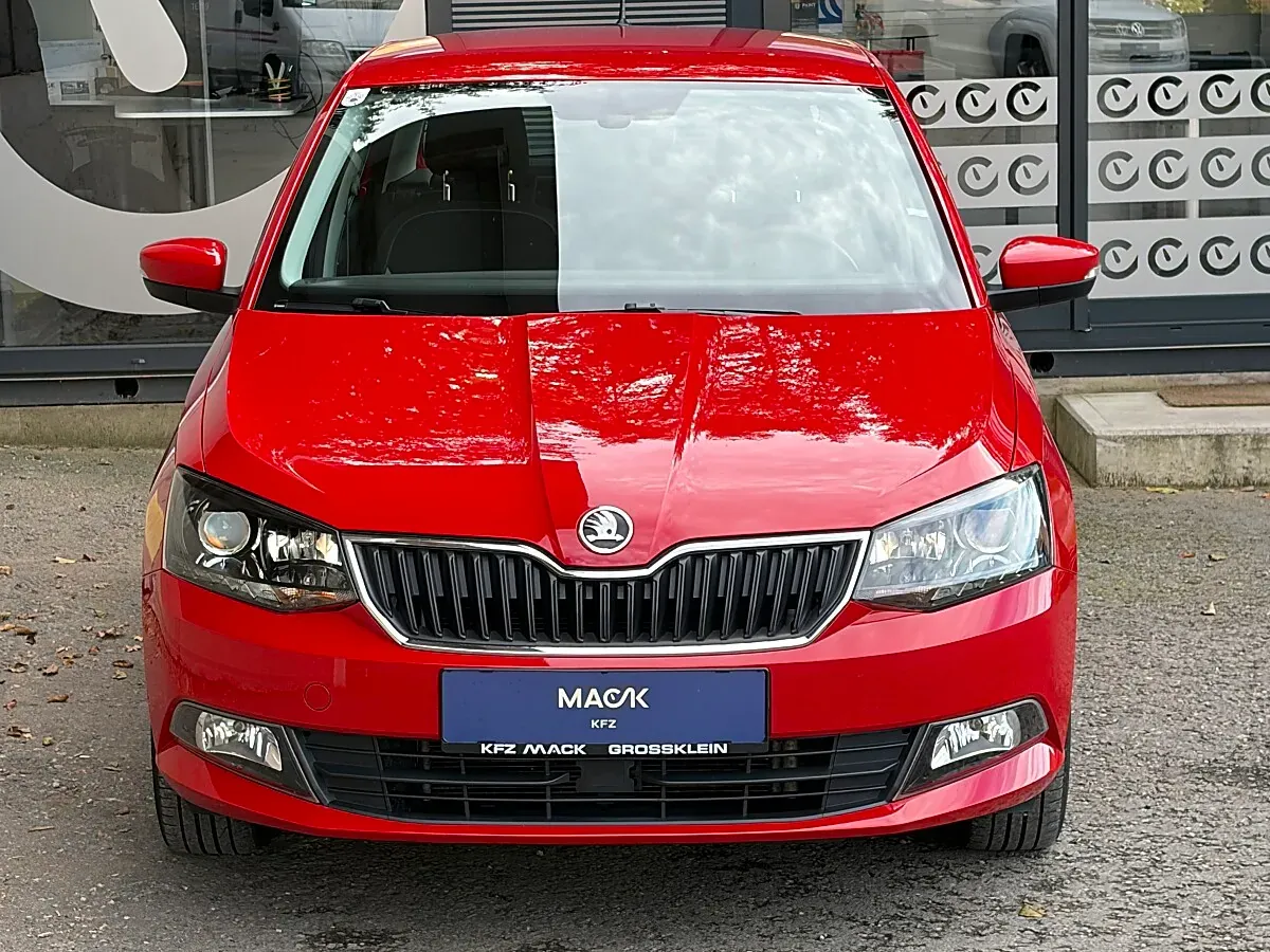 Skoda Fabia 2018 photo 2