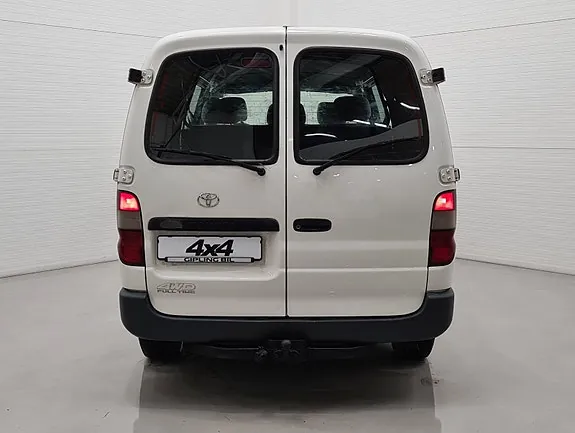 Toyota Hiace 2003 photo 5