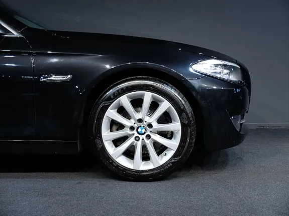 BMW 520D 2011 photo 4