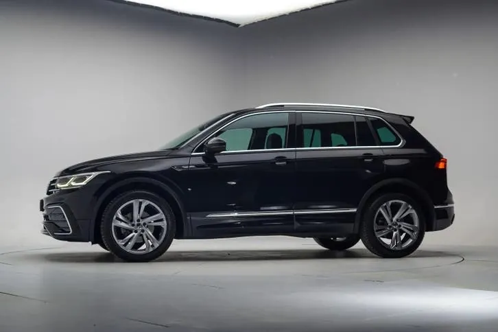 Volkswagen Tiguan 2021 photo 2