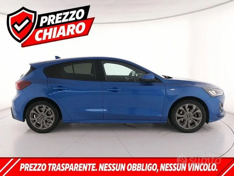 Ford Focus 2022 photo 3