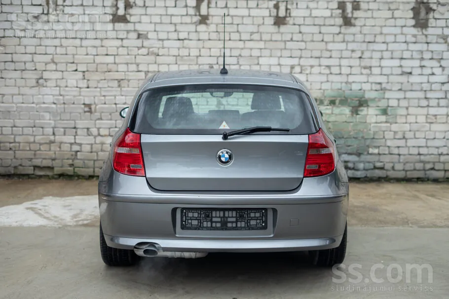 BMW 118I 2009 photo 5