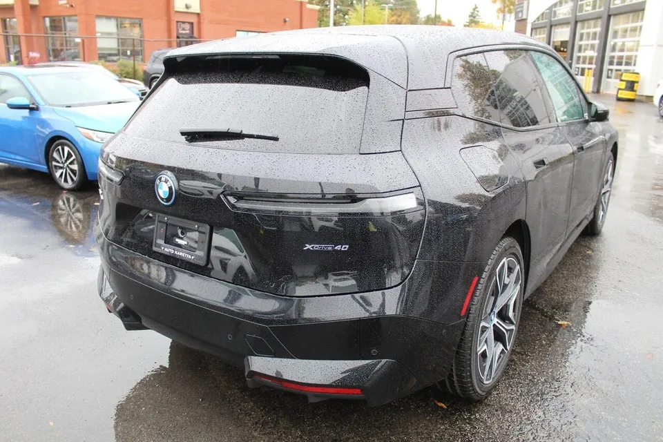 BMW Ix 2023 photo 4