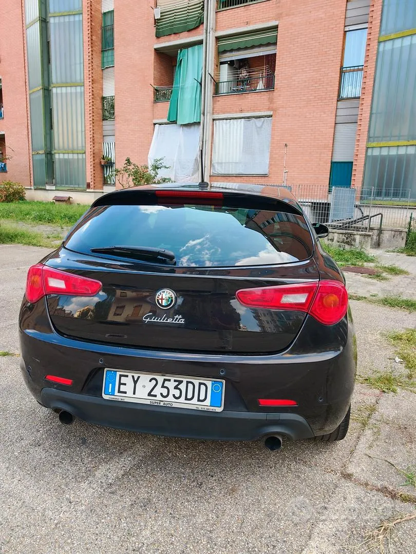 Alfa Romeo Giulietta 2013 photo 5