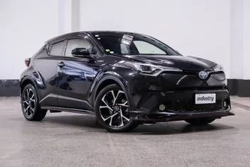 Toyota C-Hr 2017 photo 2