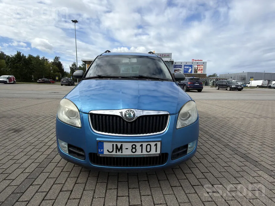 Skoda Roomster 2007 photo 2