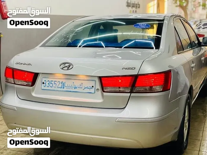 Hyundai Sonata 2009 photo 2