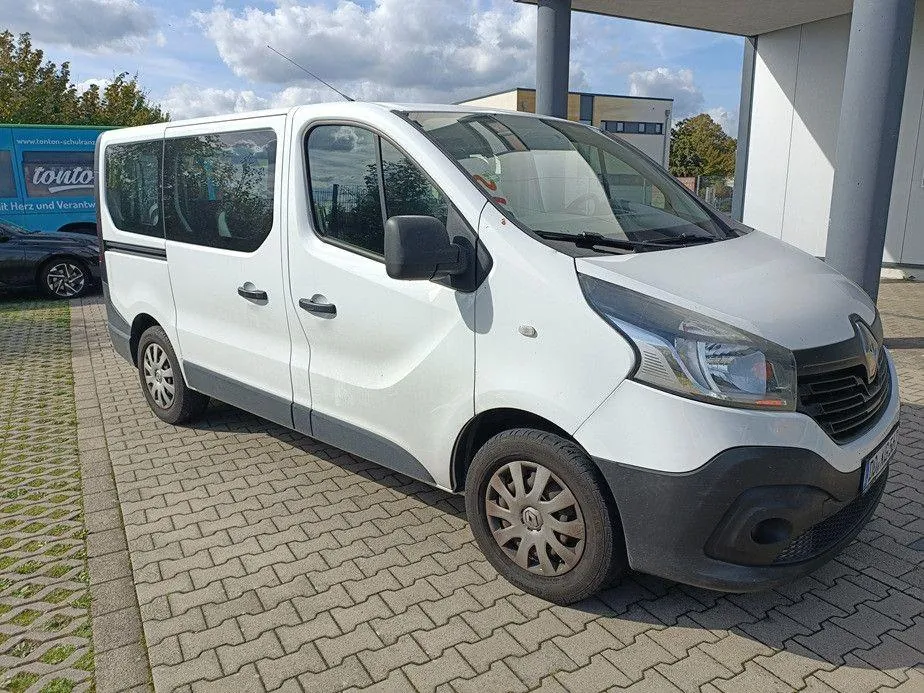 Renault Trafic Combi