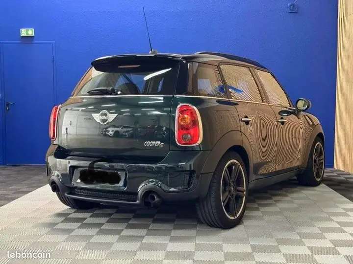 Mini Clubman 2011 photo 2