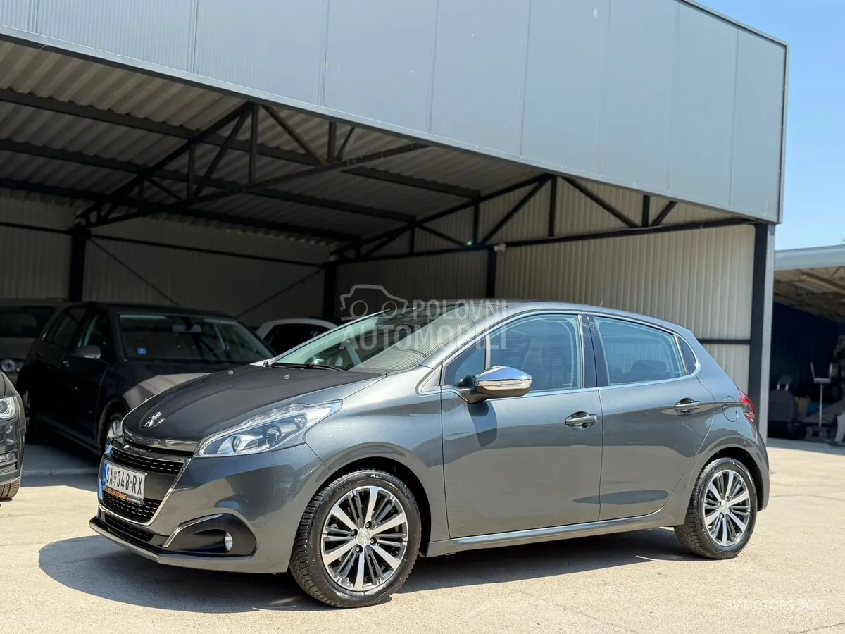Peugeot 208 2017 photo 5