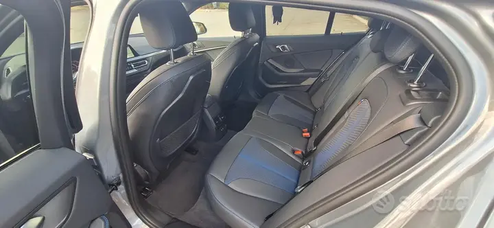 BMW 1 Series 2024 photo 5