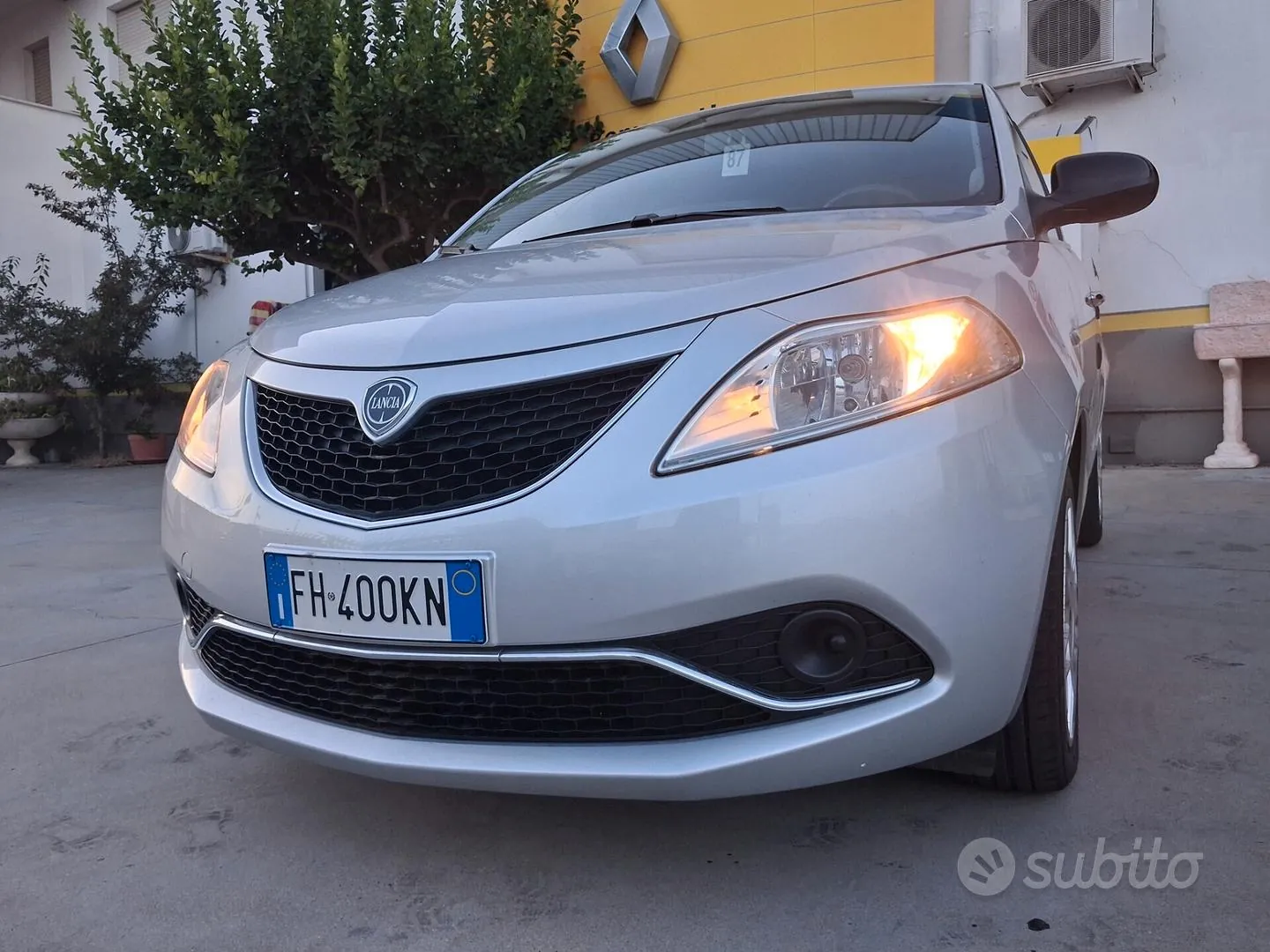 Lancia Ypsilon 2017 photo 2