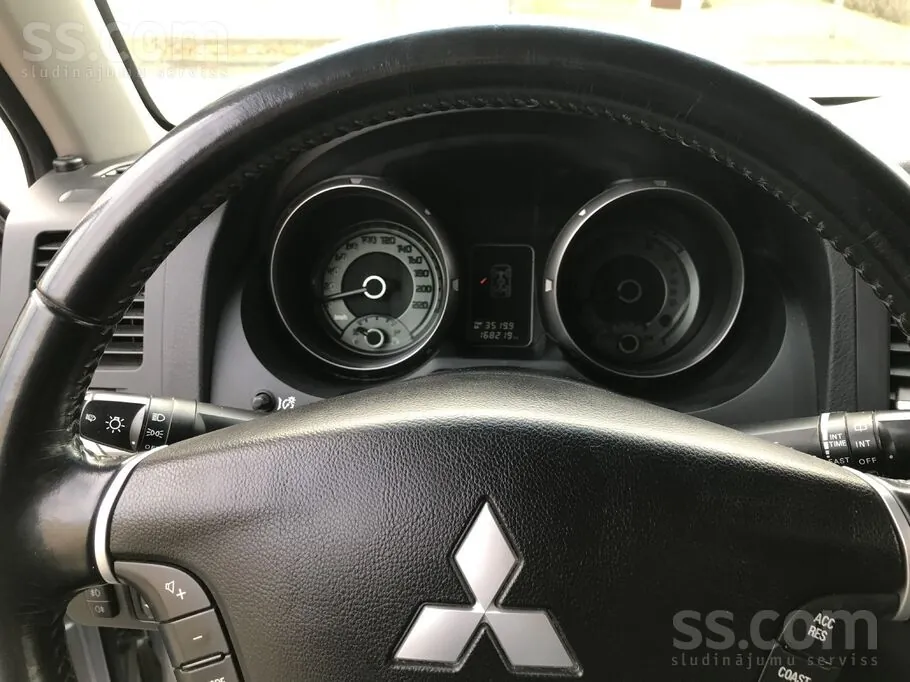 Mitsubishi Pajero 2007 photo 3