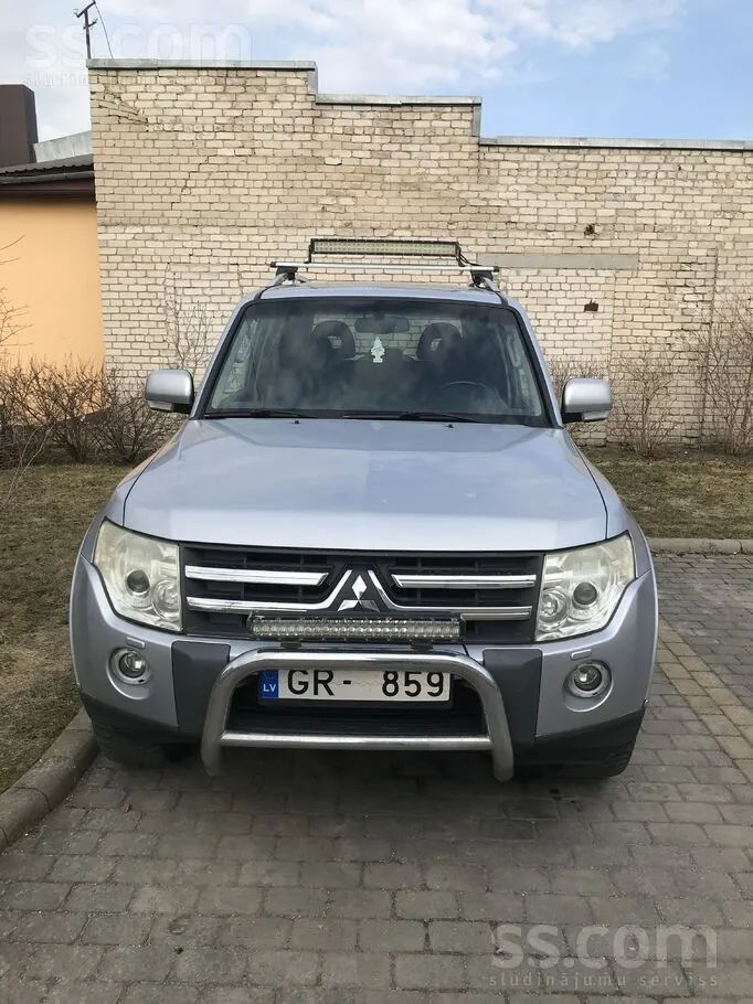 Mitsubishi Pajero