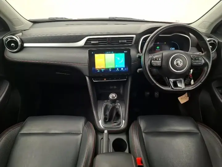 MG Mg Zs 2021 photo 3