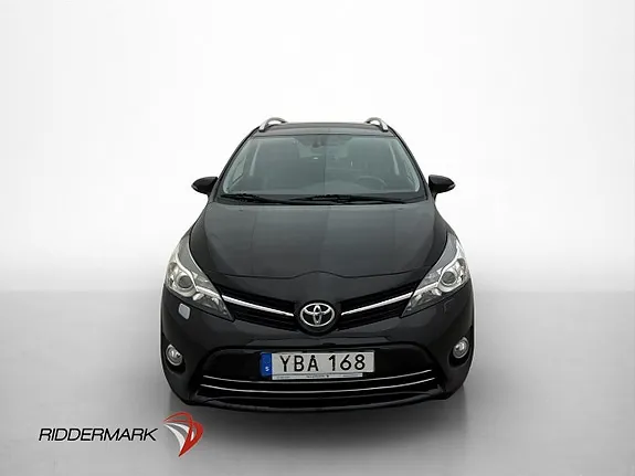 Toyota Verso 2016 photo 2