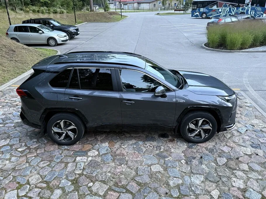 Toyota Rav4 2022 photo 4