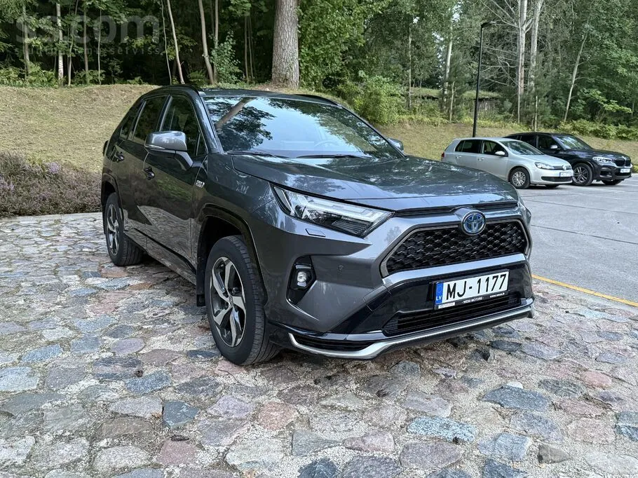 Toyota Rav4 2022 photo 2