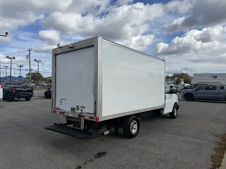 Chevrolet Express 2025 photo 4