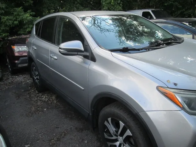 Toyota Rav4 2017 photo 2
