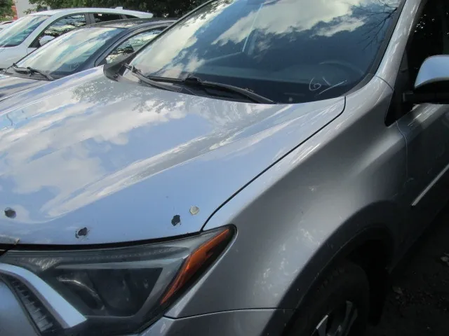 Toyota Rav4 2017 photo 4