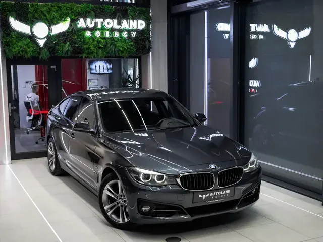 BMW 320I