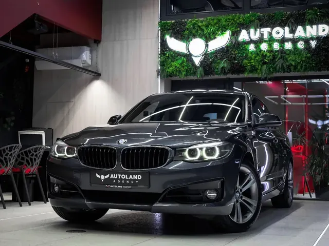BMW 320I 2017 photo 3