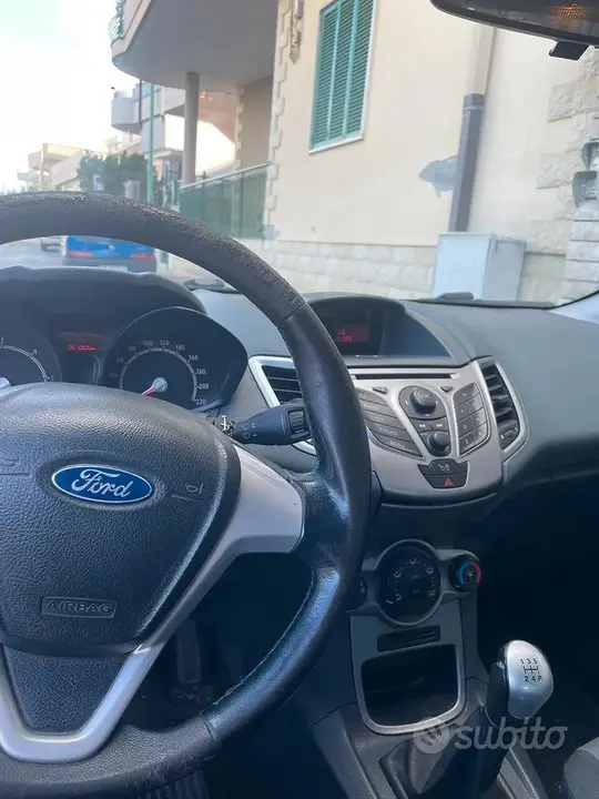 Ford Fiesta 2009 photo 5
