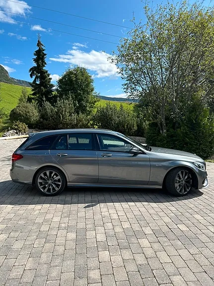 Mercedes-Benz C43 2017 photo 4