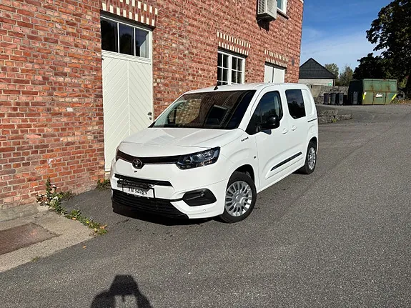 Toyota Proace City 2022 photo 2