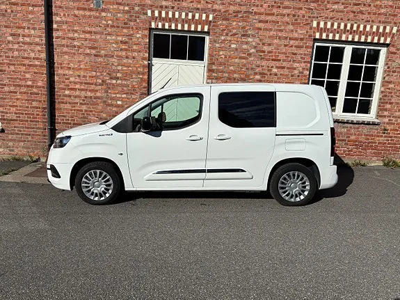 Toyota Proace City 2022 photo 3