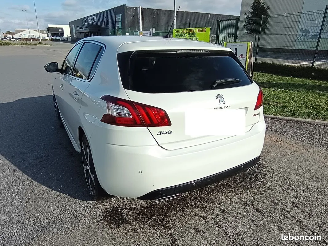 Peugeot 308 2015 photo 2