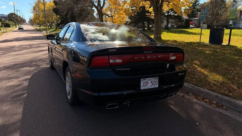 Dodge Charger 2012 photo 4