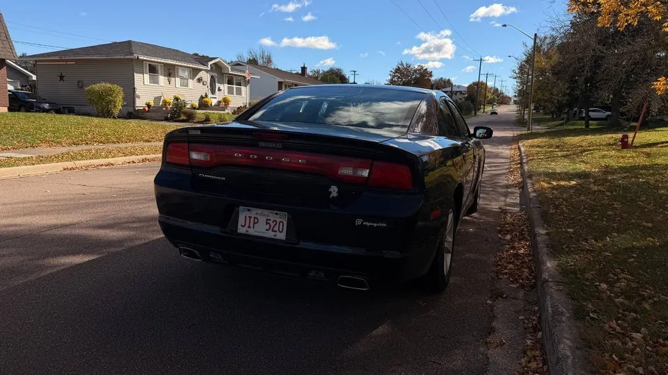 Dodge Charger 2012 photo 3