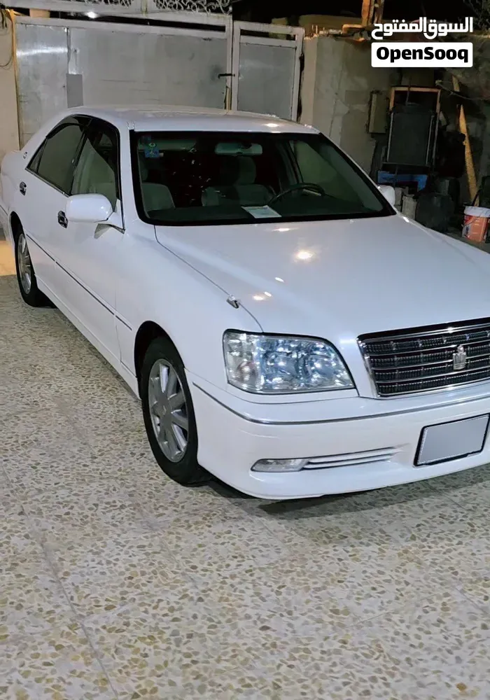 Toyota Crown 2003 photo 4