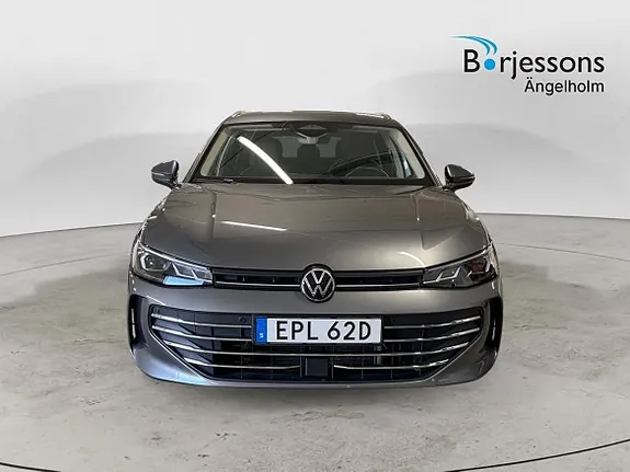 Volkswagen Passat 2025 photo 4