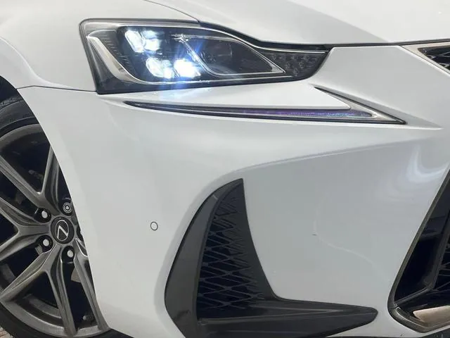 Lexus Is300H F Sport 2016 photo 4