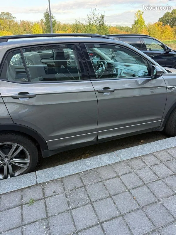 Volkswagen T-Cross 2019 photo 2