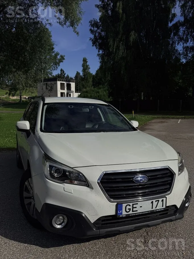 Subaru Outback 2015 photo 2