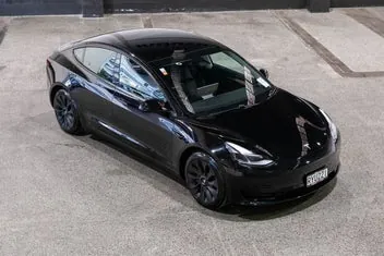 Tesla Model 3 2021 photo 3