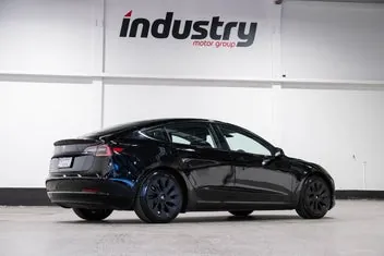 Tesla Model 3 2021 photo 4