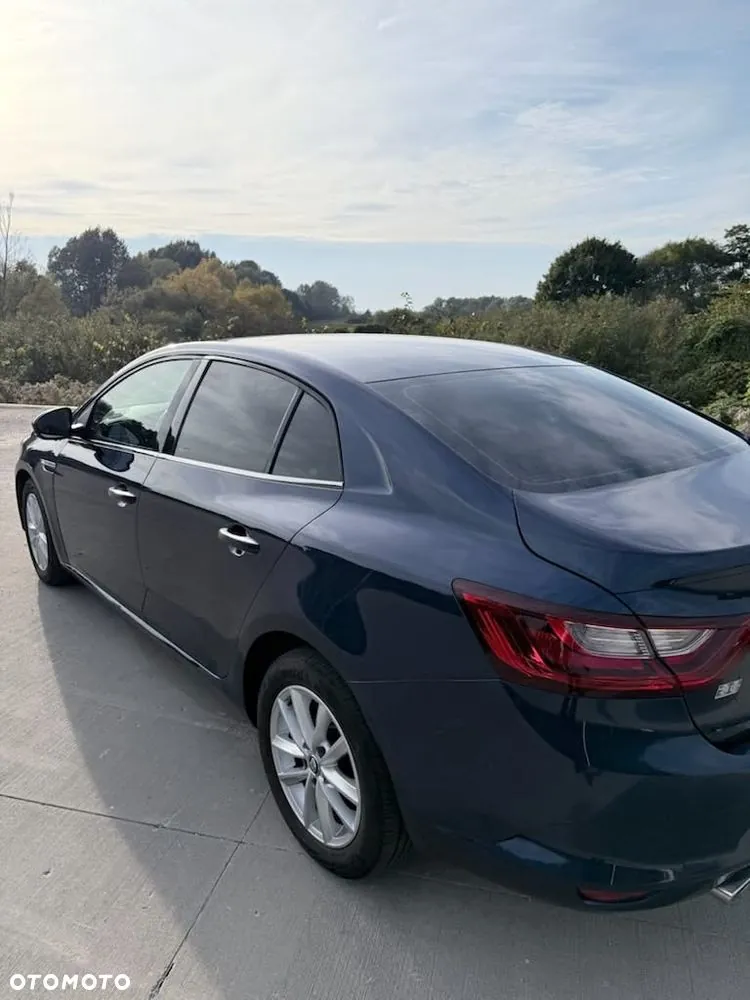 Renault Megane 2017 photo 2